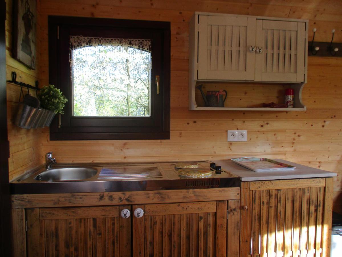 Roulotte Panoramique Du Moulin Bed & Breakfast Chatillon-sur-Marne Ngoại thất bức ảnh