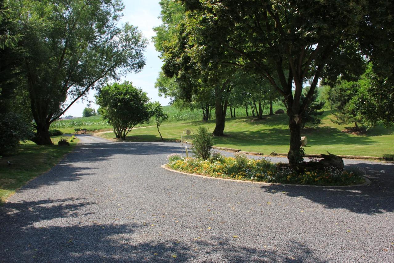 Roulotte Panoramique Du Moulin Bed & Breakfast Chatillon-sur-Marne Ngoại thất bức ảnh